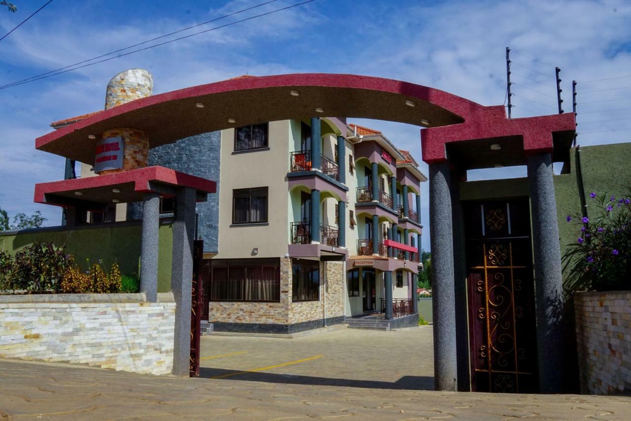 Rubax Motel Mbarara Екстер'єр фото