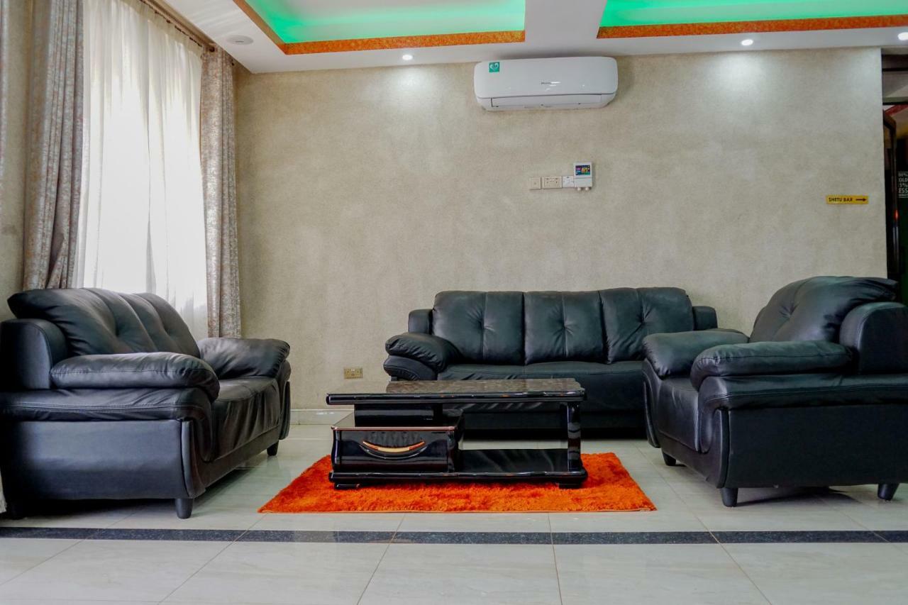 Rubax Motel Mbarara Екстер'єр фото